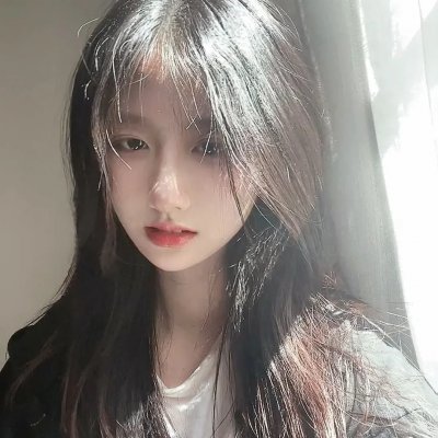 四月的女儿